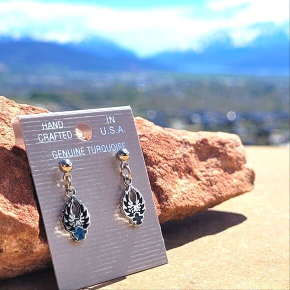 Harley Davidson Earrings with Turquoise Inset Dangle Shield Wings - Picture 1 of 3